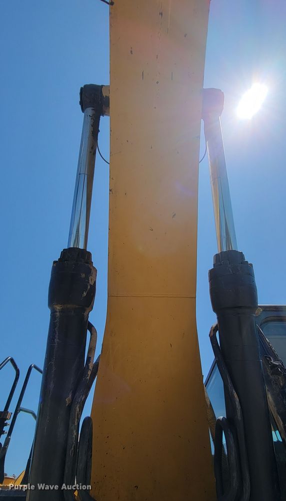 image for item IF9858 2014 Caterpillar 336EL  excavator