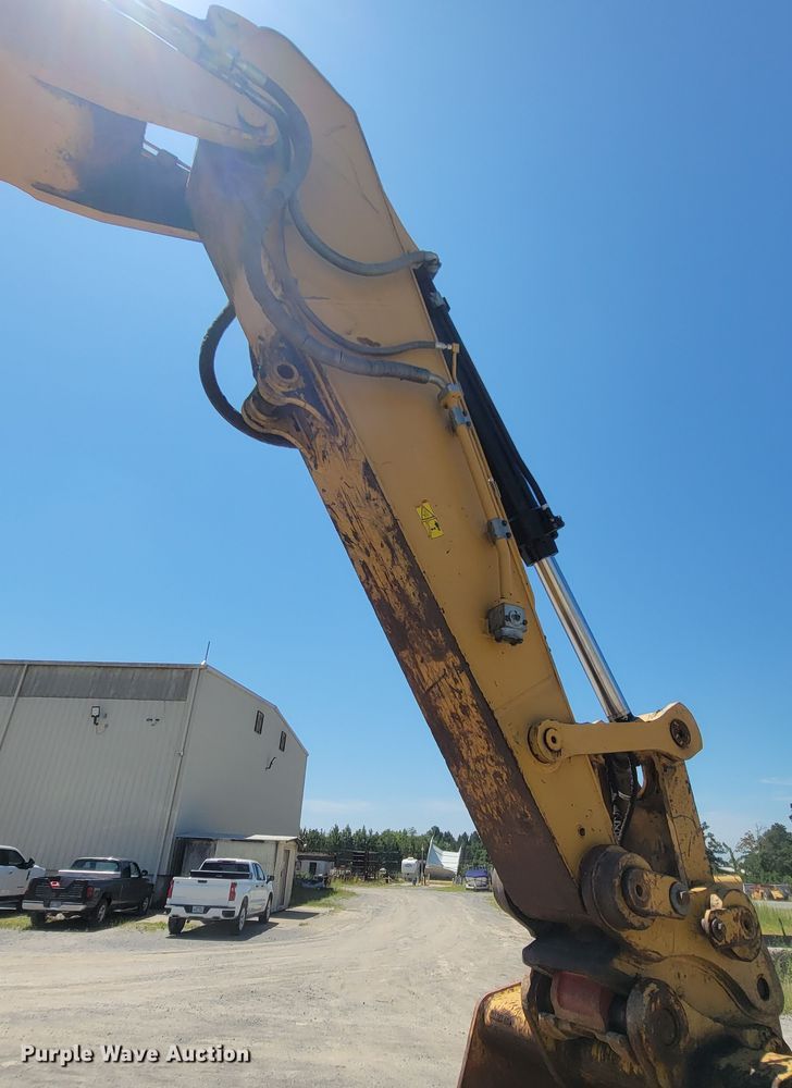 image for item IF9858 2014 Caterpillar 336EL  excavator
