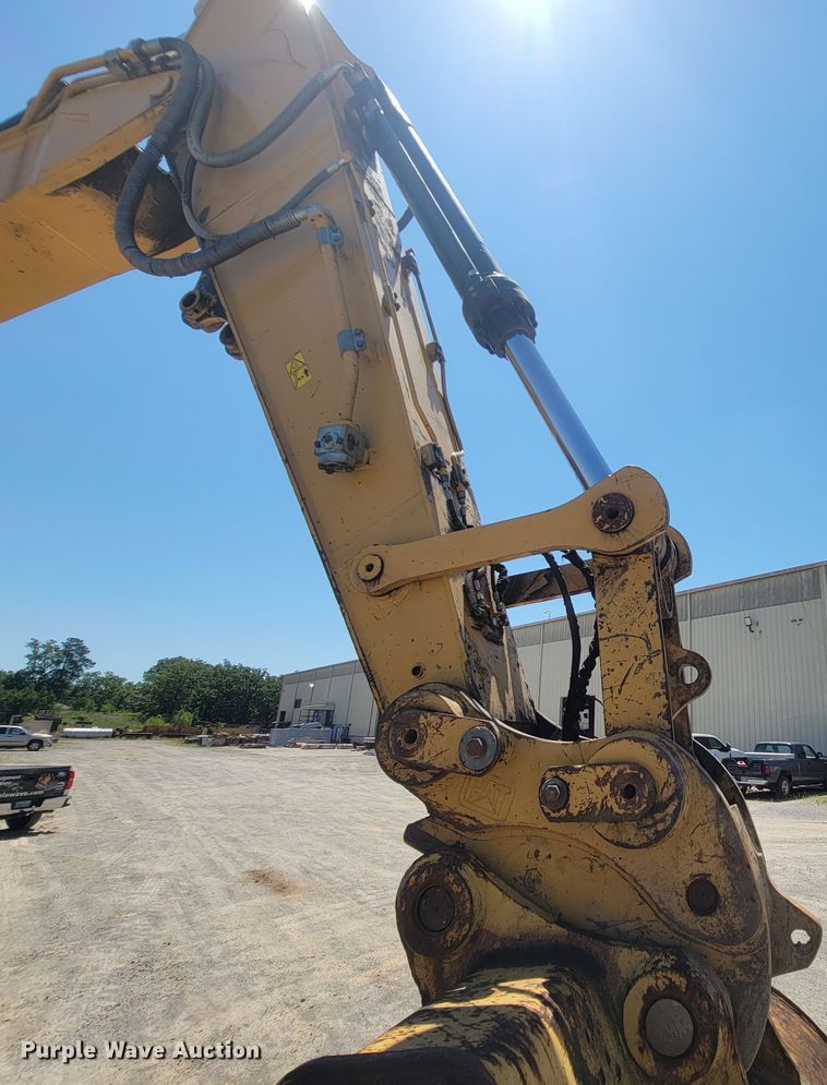 image for item IF9858 2014 Caterpillar 336EL  excavator