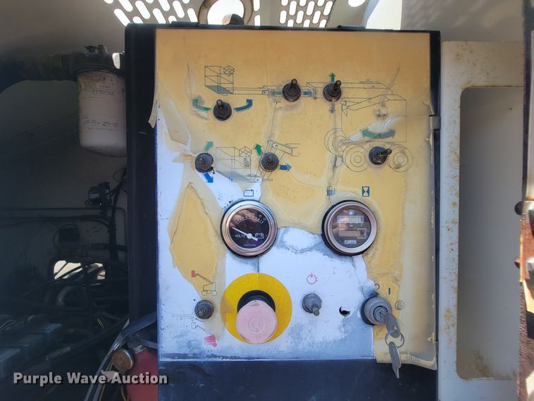 image for item IF9862 2001 Terex TB110  boom lift