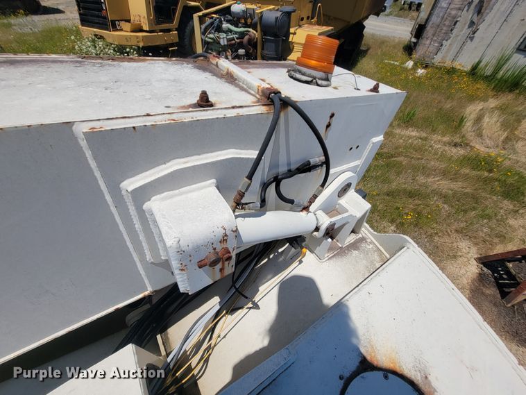 image for item IF9862 2001 Terex TB110  boom lift