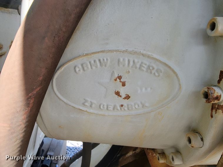 image for item IF9882 2003 Mack CV713  ready mix truck