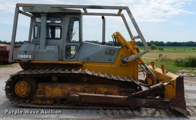 image for item II9539 1993 Komatsu D65PX-12  dozer