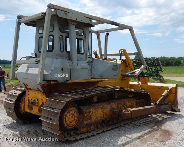 image for item II9539 1993 Komatsu D65PX-12  dozer