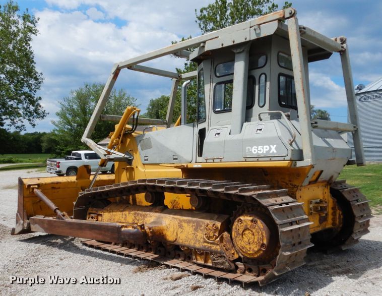 image for item II9539 1993 Komatsu D65PX-12  dozer