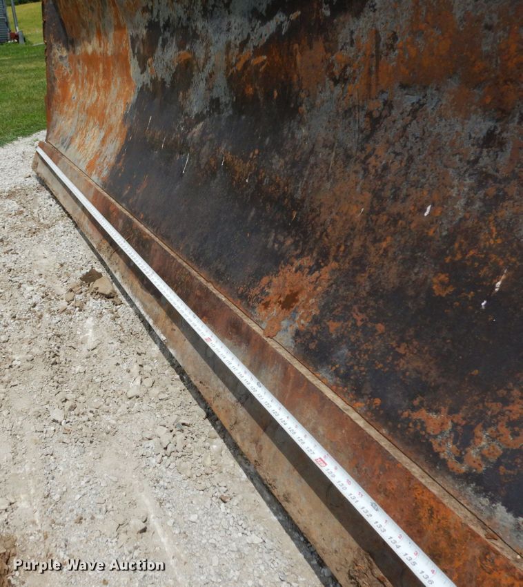 image for item II9539 1993 Komatsu D65PX-12  dozer