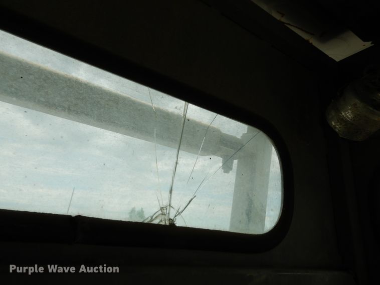 image for item II9539 1993 Komatsu D65PX-12  dozer