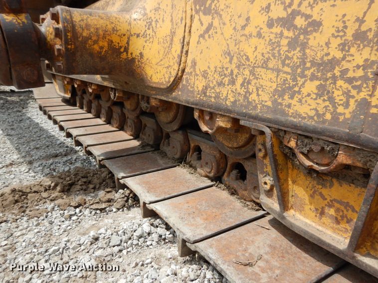 image for item II9539 1993 Komatsu D65PX-12  dozer