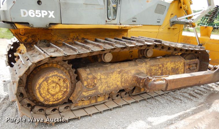image for item II9539 1993 Komatsu D65PX-12  dozer