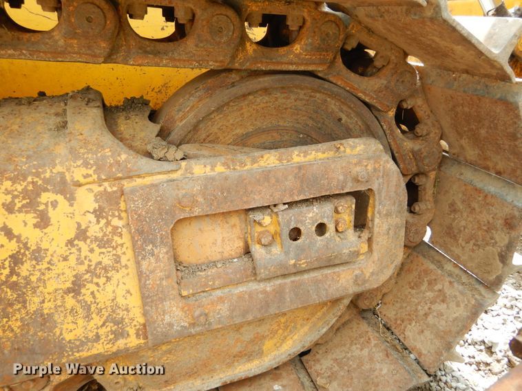 image for item II9539 1993 Komatsu D65PX-12  dozer