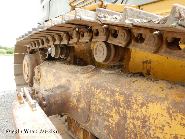 image for item II9539 1993 Komatsu D65PX-12  dozer