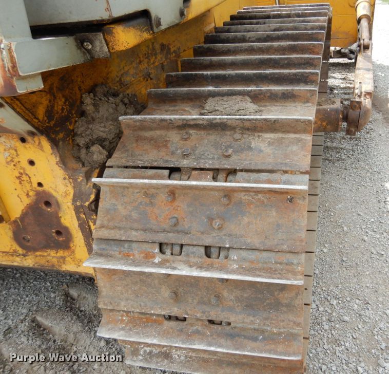 image for item II9539 1993 Komatsu D65PX-12  dozer