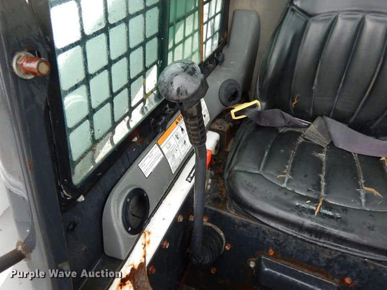 image for item II9560 2010 Bobcat S250  skid steer loader