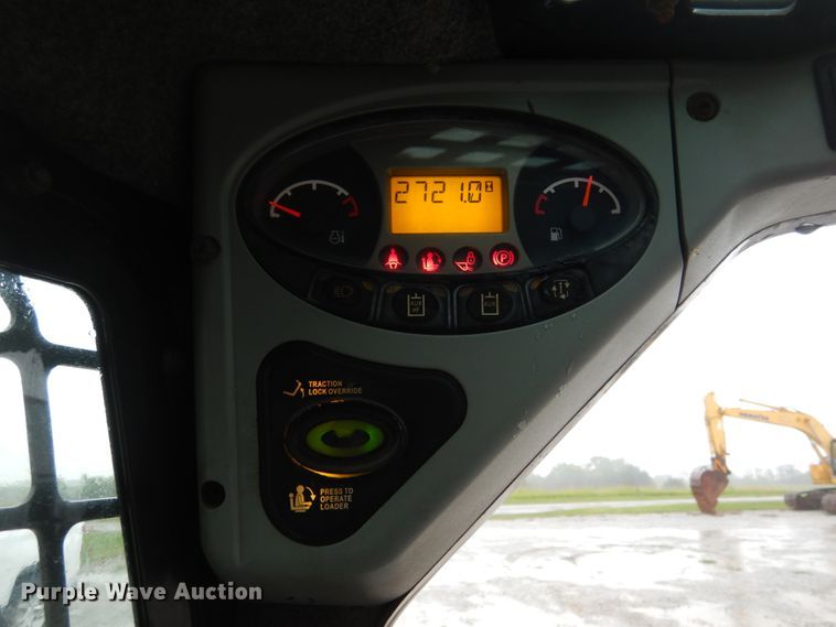 image for item II9560 2010 Bobcat S250  skid steer loader