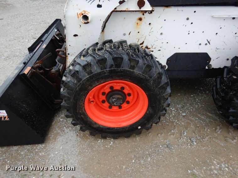 image for item II9560 2010 Bobcat S250  skid steer loader