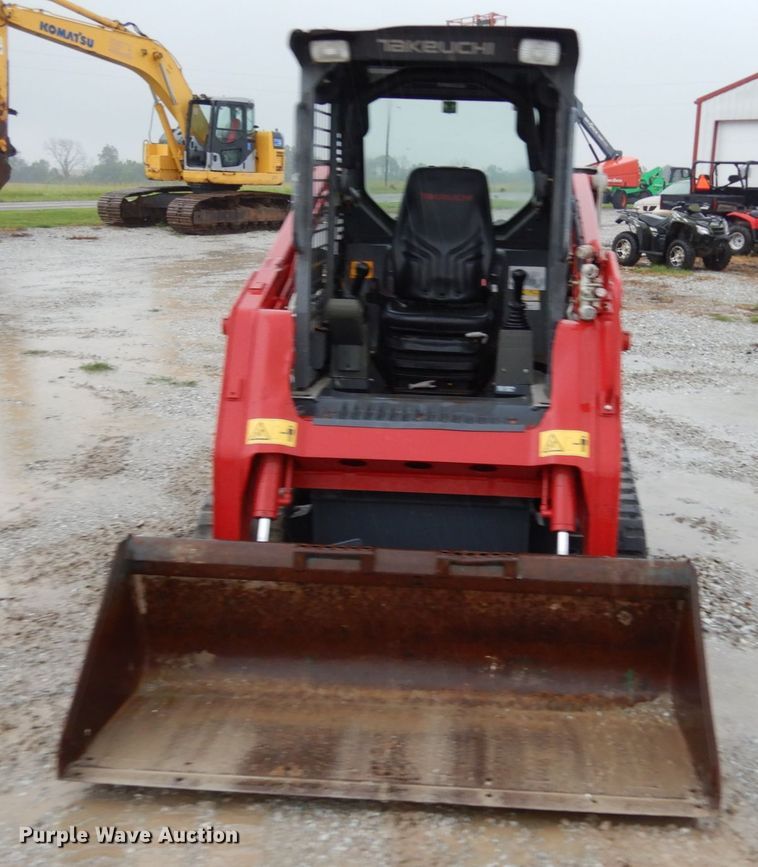 image for item II9561 2015 Takeuchi TL8  tracked skid steer loader