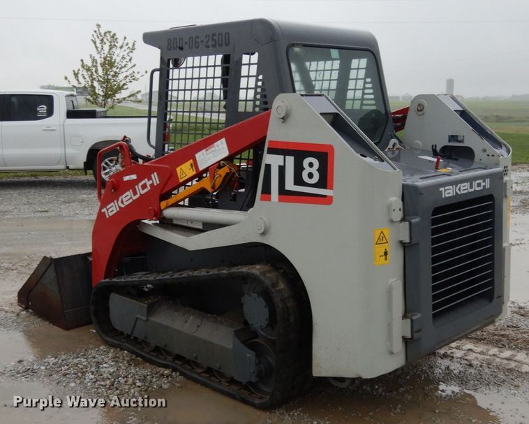 image for item II9561 2015 Takeuchi TL8  tracked skid steer loader