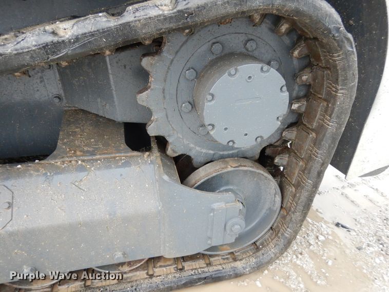 image for item II9561 2015 Takeuchi TL8  tracked skid steer loader