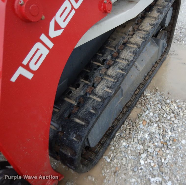 image for item II9561 2015 Takeuchi TL8  tracked skid steer loader