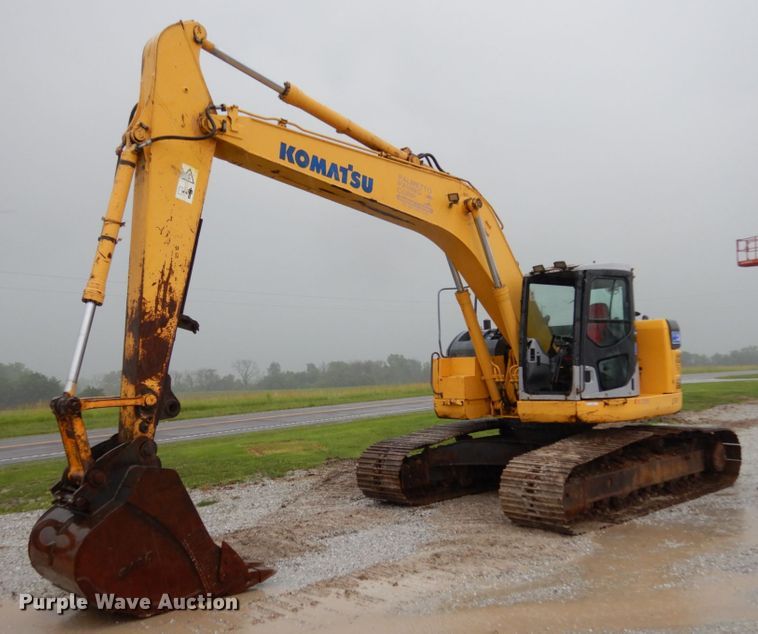 image for item II9563 2006 Komatsu PC228USLC-3N0  excavator