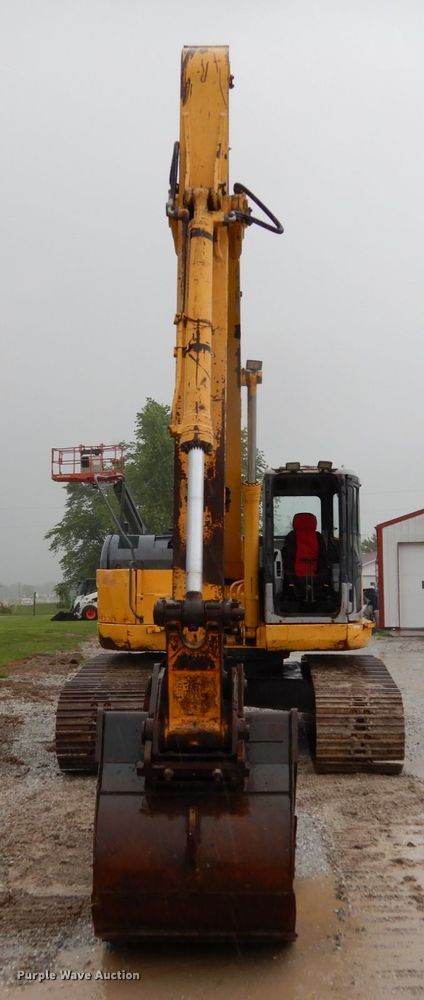 image for item II9563 2006 Komatsu PC228USLC-3N0  excavator