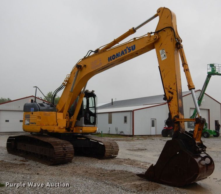 image for item II9563 2006 Komatsu PC228USLC-3N0  excavator