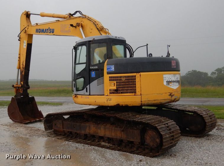 image for item II9563 2006 Komatsu PC228USLC-3N0  excavator