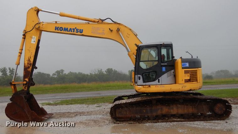 image for item II9563 2006 Komatsu PC228USLC-3N0  excavator
