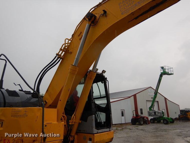 image for item II9563 2006 Komatsu PC228USLC-3N0  excavator