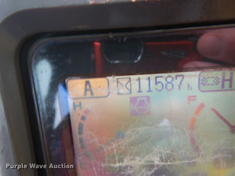 image for item II9563 2006 Komatsu PC228USLC-3N0  excavator