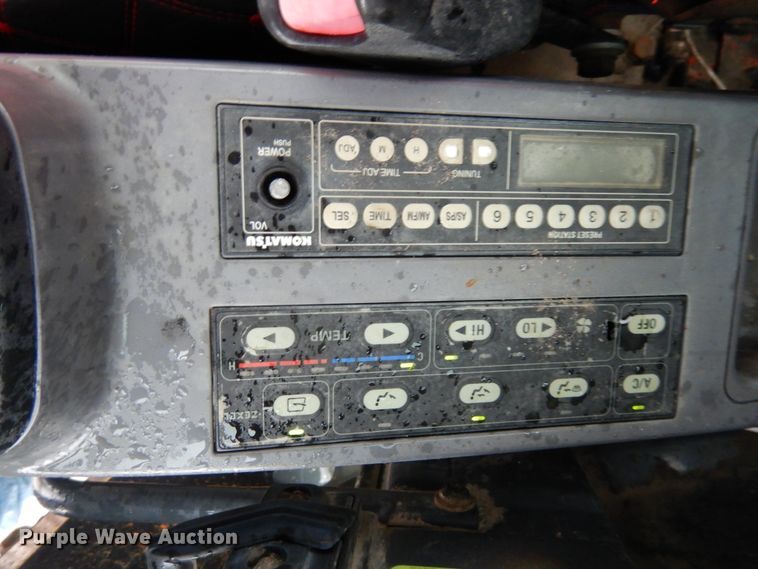 image for item II9563 2006 Komatsu PC228USLC-3N0  excavator