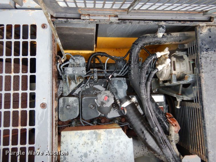 image for item II9563 2006 Komatsu PC228USLC-3N0  excavator