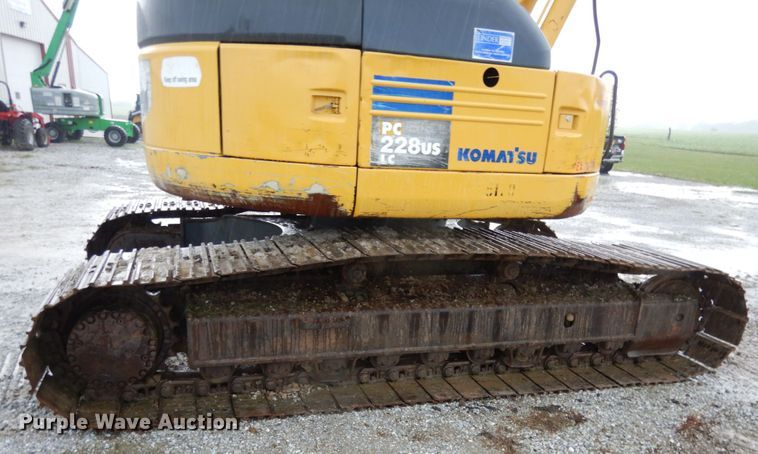 image for item II9563 2006 Komatsu PC228USLC-3N0  excavator