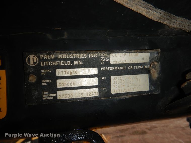 image for item II9901 1989 Caterpillar CP-563  single drum roller