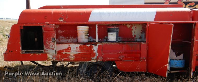 image for item II9905 Chevrolet C50  lube truck