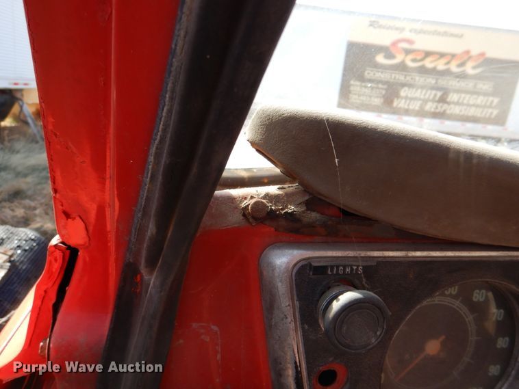 image for item II9905 Chevrolet C50  lube truck