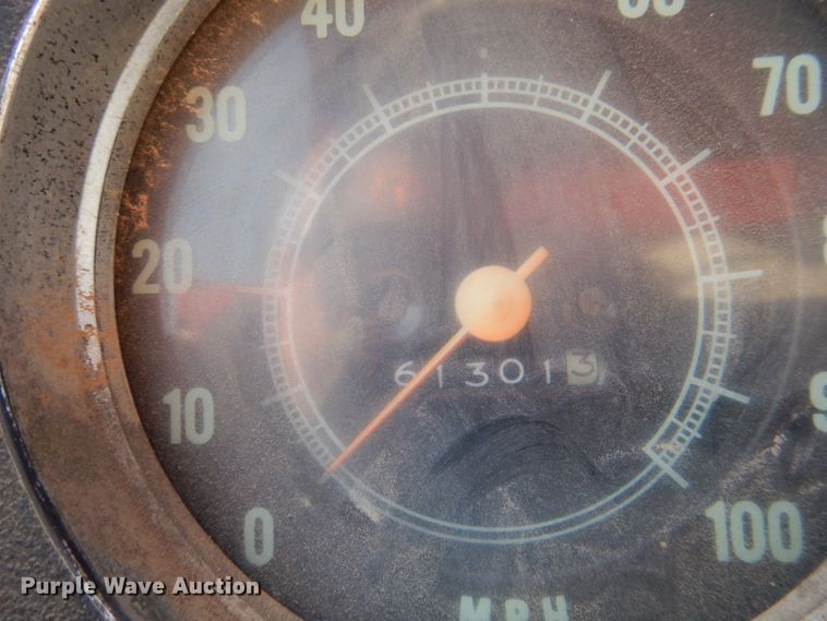 image for item II9905 Chevrolet C50  lube truck