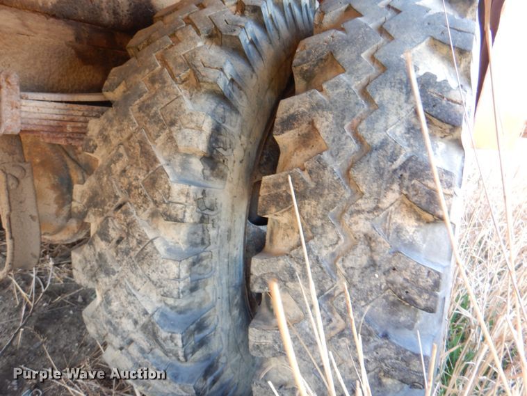 image for item II9905 Chevrolet C50  lube truck