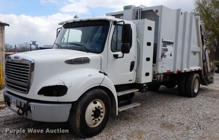 image for item IL9273 2012 Freightliner Business Class M2  refuse truck