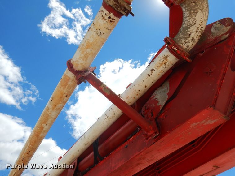 image for item IL9819 1999 Mack MR688S  concrete pump truck