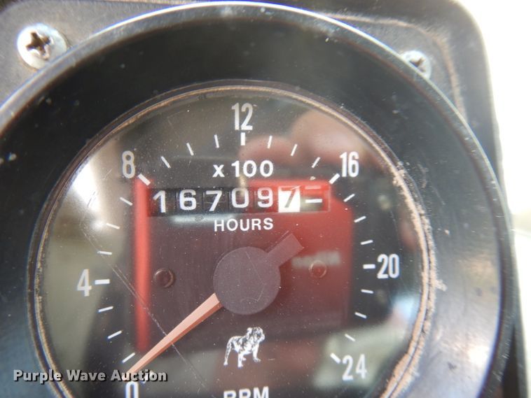 image for item IL9819 1999 Mack MR688S  concrete pump truck