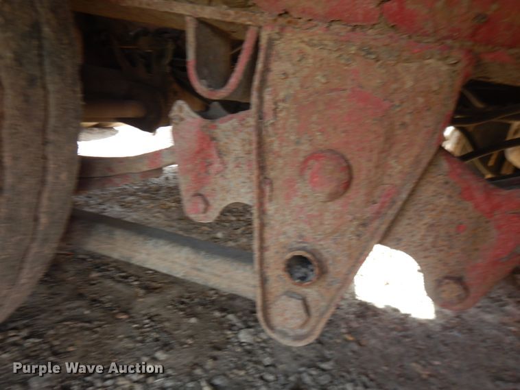 image for item IL9821 2005 Towmaster  equipment trailer