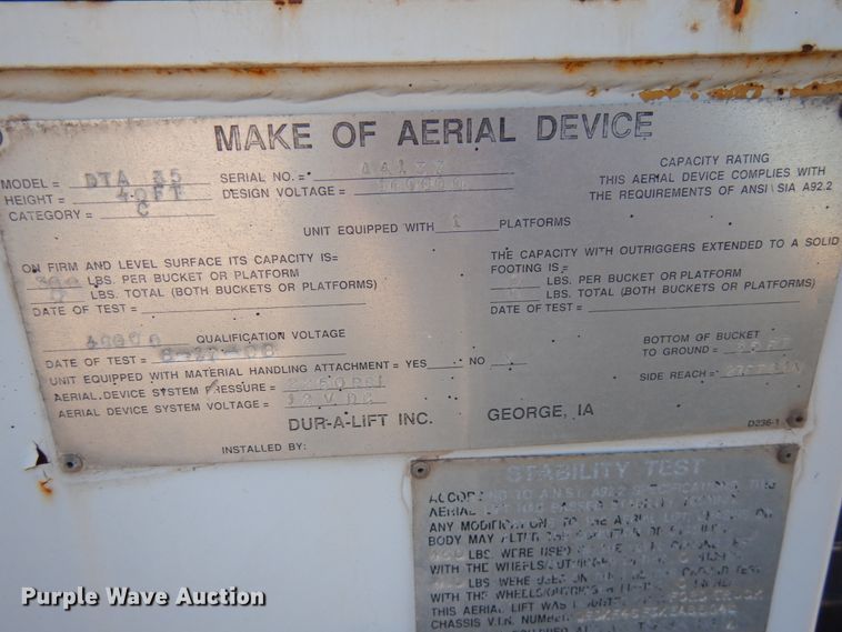 image for item IL9838 2002 Ford F450  bucket truck