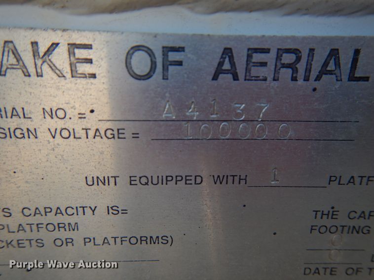 image for item IL9838 2002 Ford F450  bucket truck