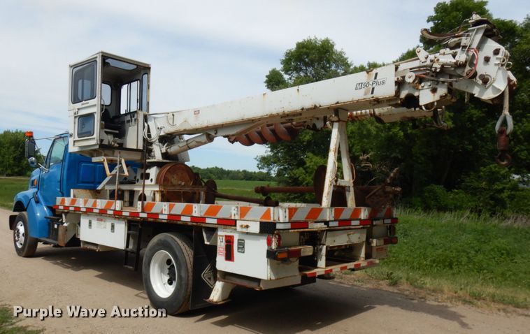 image for item IL9852 2000 Sterling L-Line  digger derrick truck