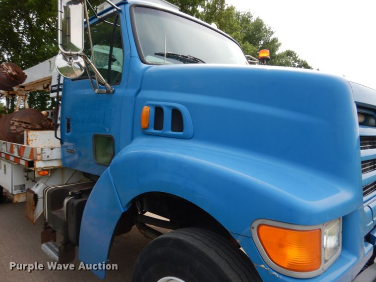 image for item IL9852 2000 Sterling L-Line  digger derrick truck