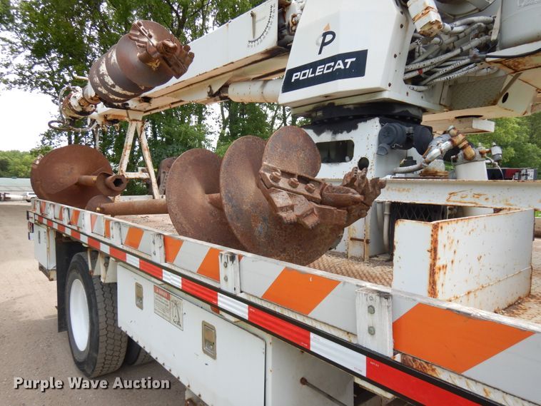 image for item IL9852 2000 Sterling L-Line  digger derrick truck