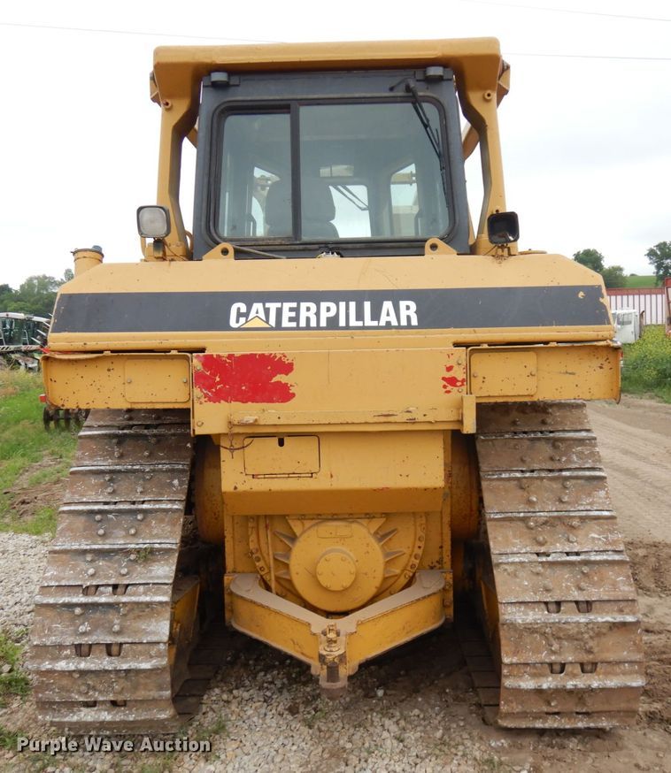 image for item IL9859 1999 Caterpillar D6R XL  dozer