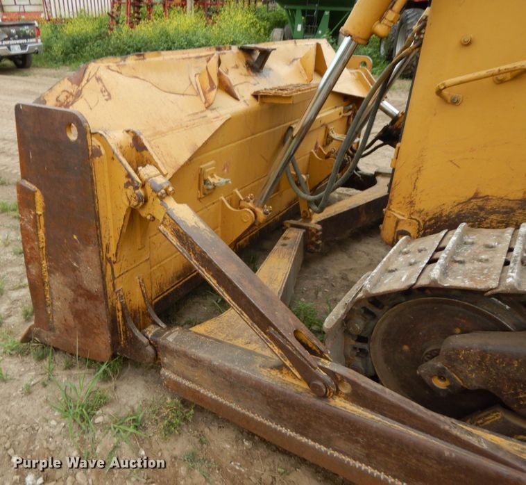 image for item IL9859 1999 Caterpillar D6R XL  dozer