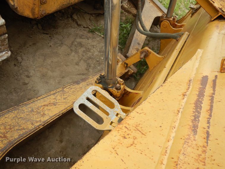 image for item IL9859 1999 Caterpillar D6R XL  dozer